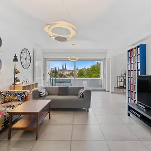 Lux 2br With Views & Balcony Luxemburg